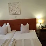 Palanka Ξενοδοχείο